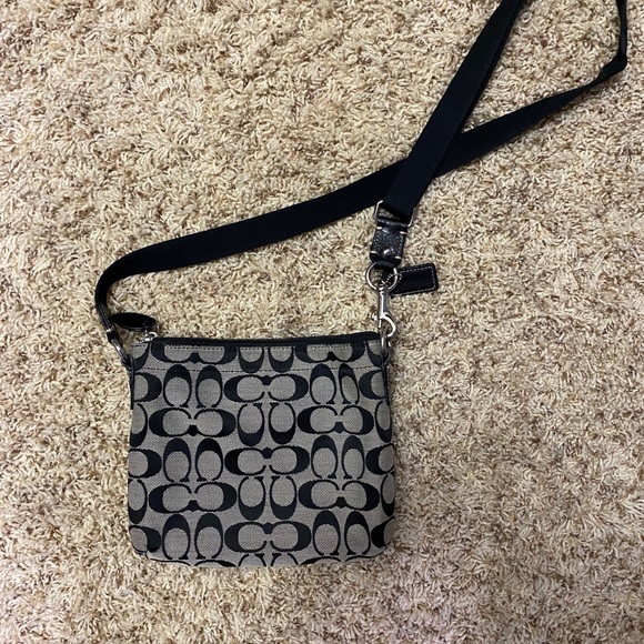 Coach Crossbody - Picture 2 of 3